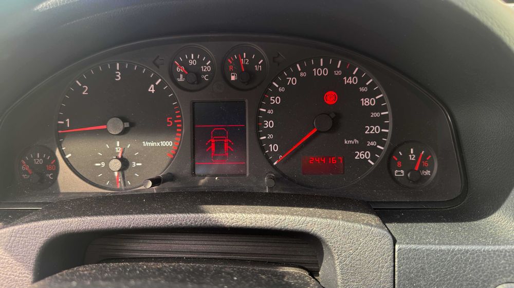 Audi A6 Avant 2.5 TDI – Nacional – Excelente Estado