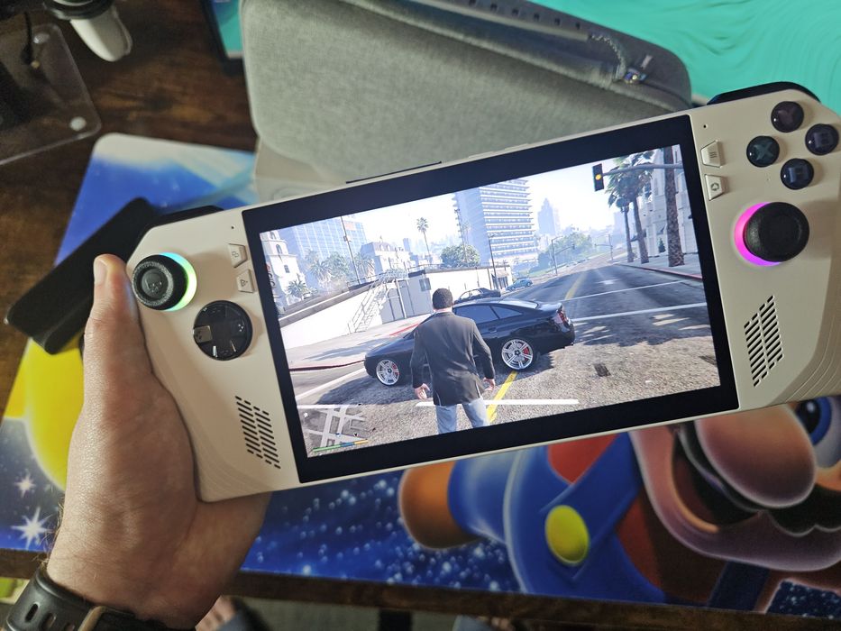 Портативна - ігрова консоль Asus Rog Ally 512Gb + комплект