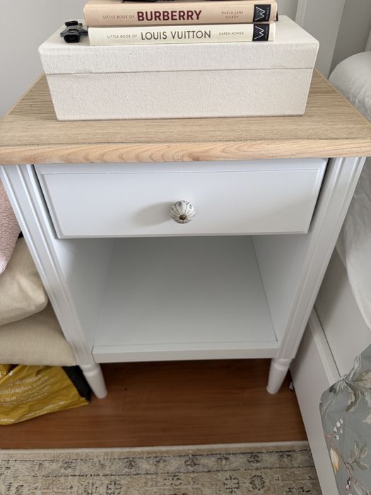 Vendo 2 Mesas de Cabeceira, Hôma, como novas