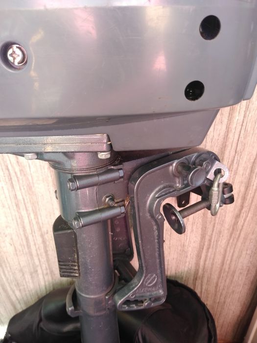 Подвесной лодочный мотор  Yamaha 2CMHS