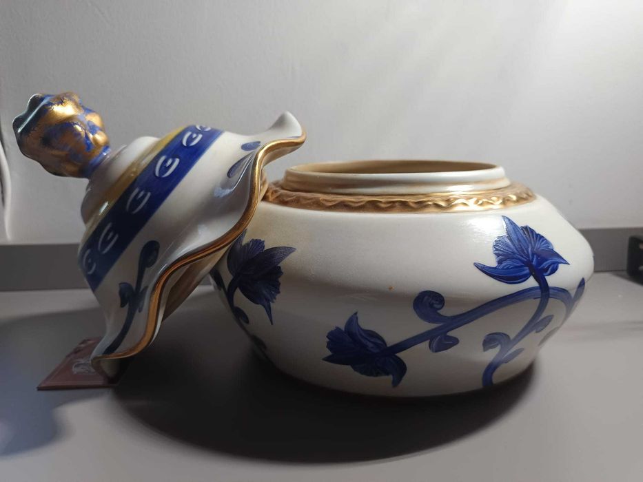 Pote em Porcelana Portuguesa R. Moreira – Prestigeo – Pintado à Mão