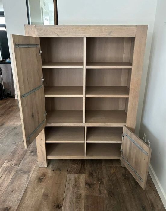 piękna witryna w stylu loft dąb artisan.