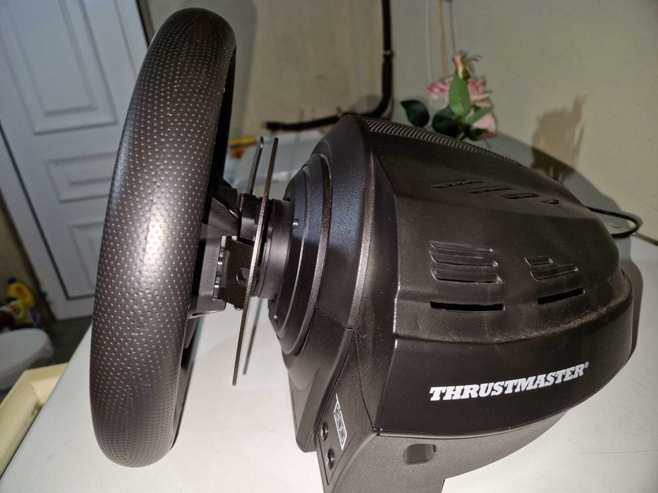 Volante Thrustmaster T300RS GT Edition