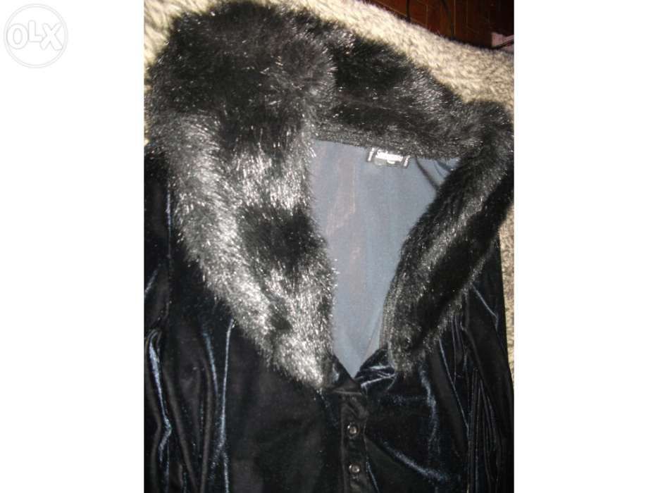 Conjunto preto de pêlo e veludo