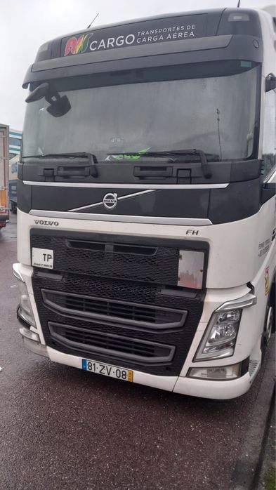 Empresa de transportes  internacionais de mercadoriass