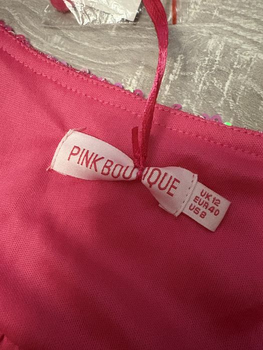 Cekinowa sukienka