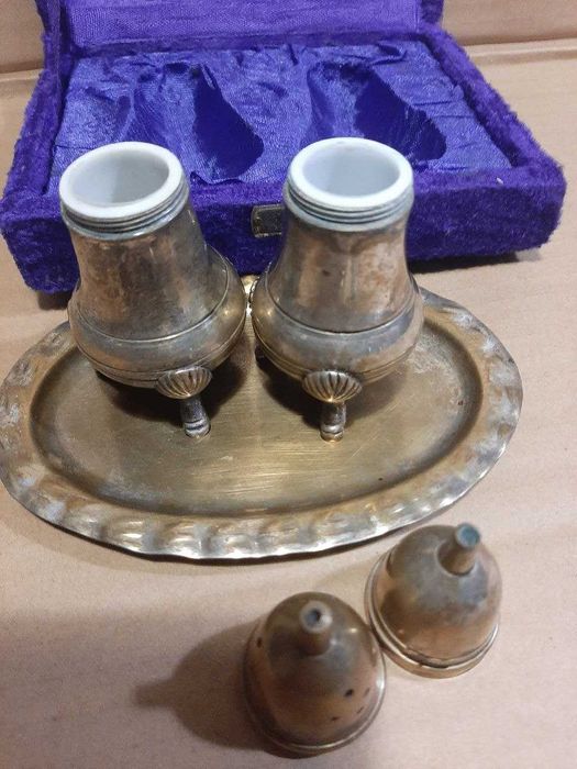 Столовый набор для специй