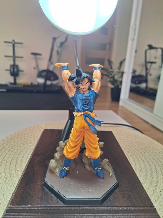 Lampka nocna Goku Dragon Ball Anime LED Handmade Custom