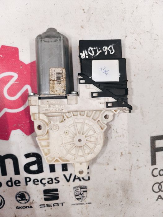 Motor Elevador de Vidro Traseiro Esquerdo VW PASSAT B6