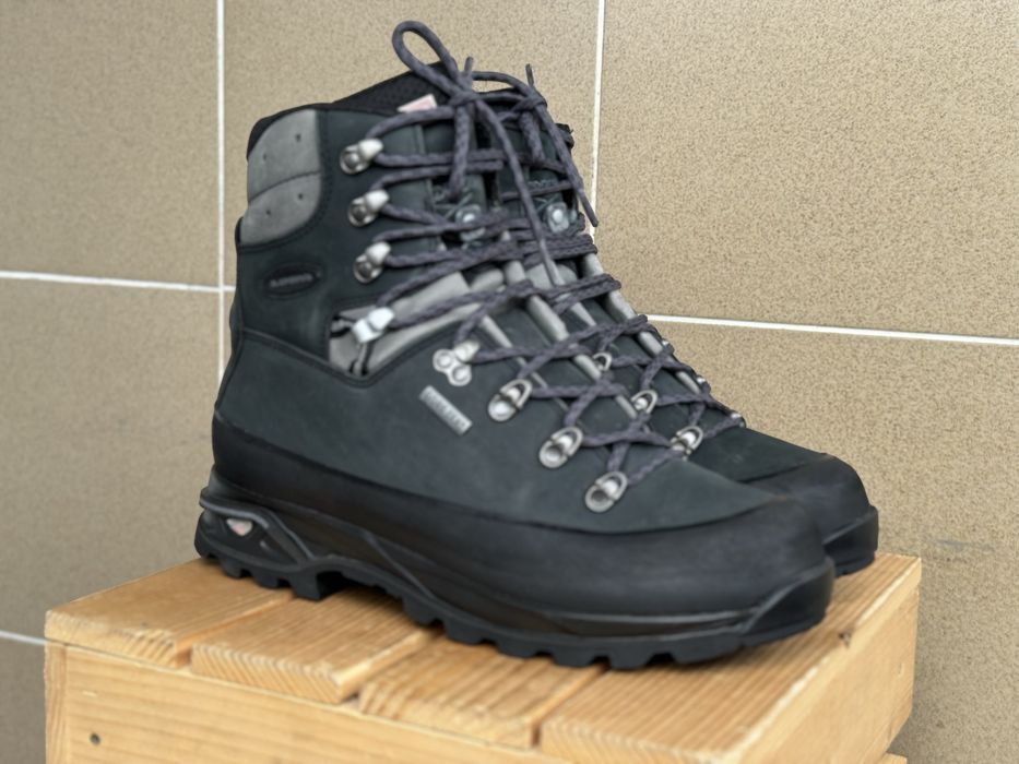 Lowa ботінки черевики трекінгові термо непромокачі merrel Salomon