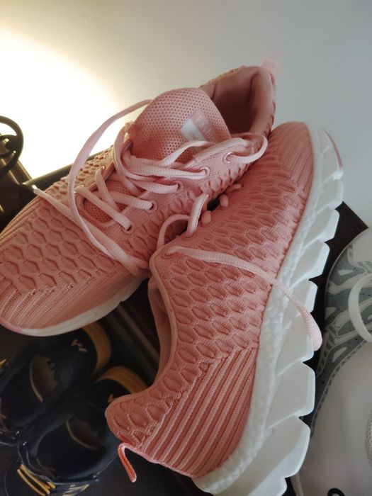 Buty 4 pary  butów super stanie