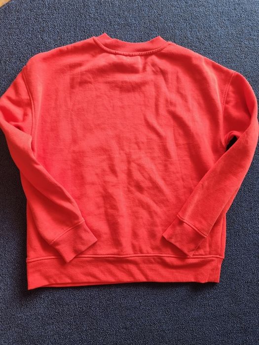 Czerwona bluza Primark. Miki