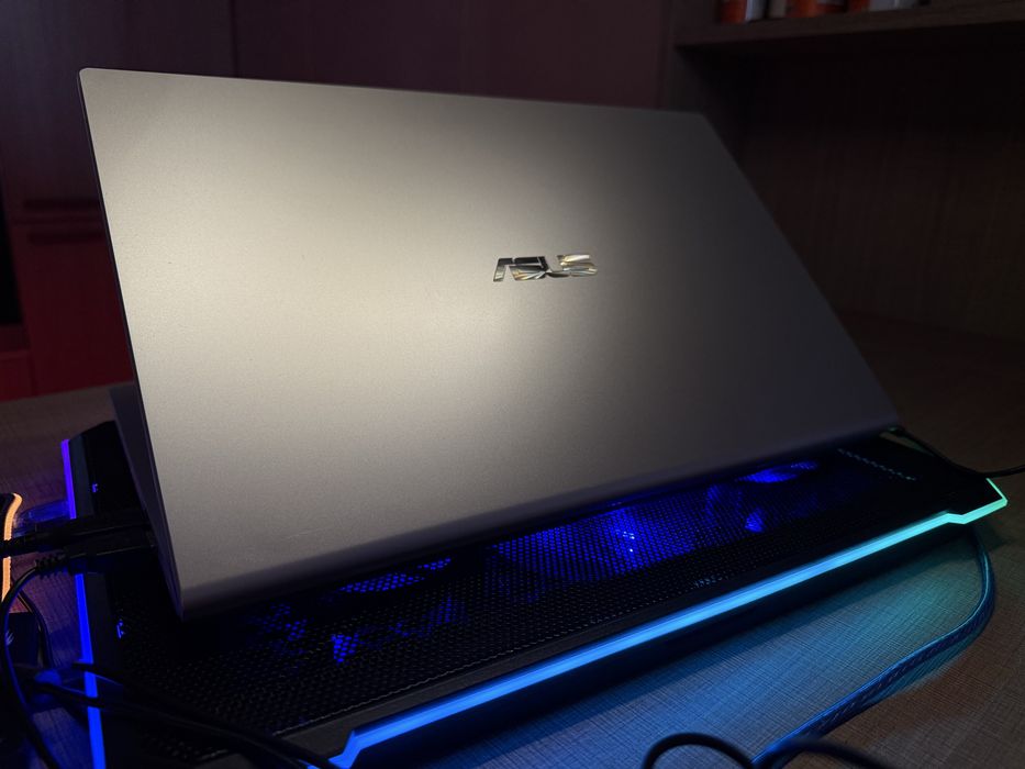 ЗСУ знижка! Свежий мощный игровой ноутбук Asus Vivobook + девайсы