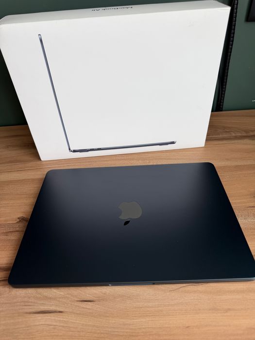 Macbook Air 13” M3 16Gb 512Gb C/Garantia ate 2027