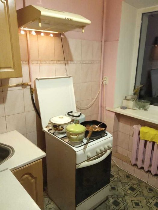 Сдам комнату в 2х комнатной квартире в центре