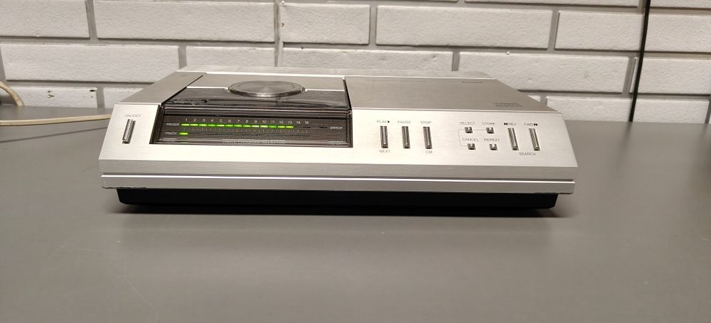 Audiofilski odtwarzacz CD PHILIPS CD-100. Analog 2xTDA 1540