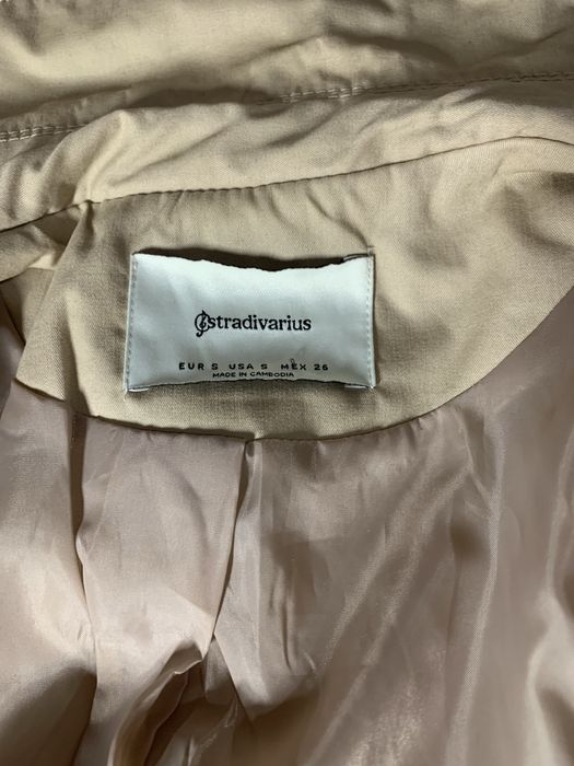 Тренч Stradivarius