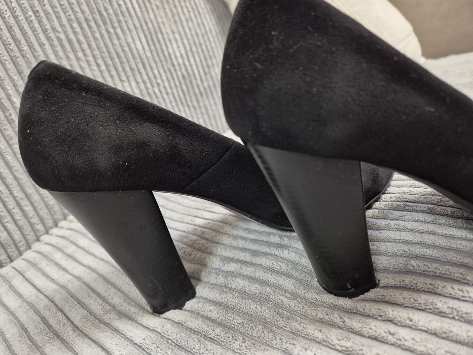 Туфлі 38 розмір замша