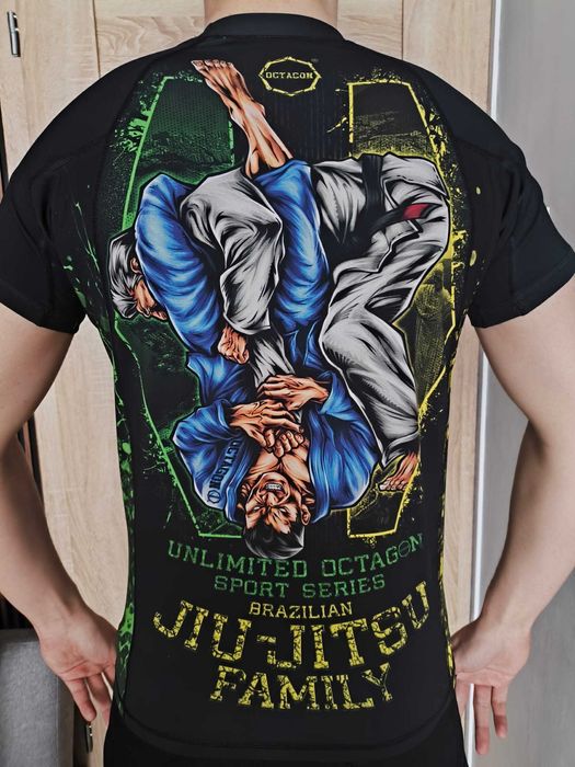Rashguard Octagon rozmiar M – stan bardzo dobry