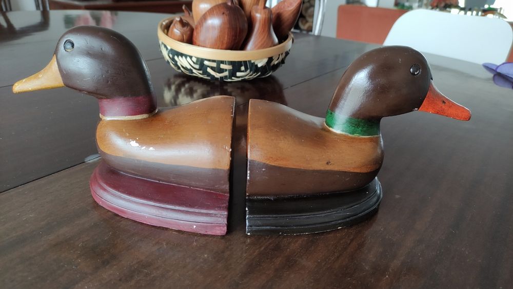 Suporte Livros Patos