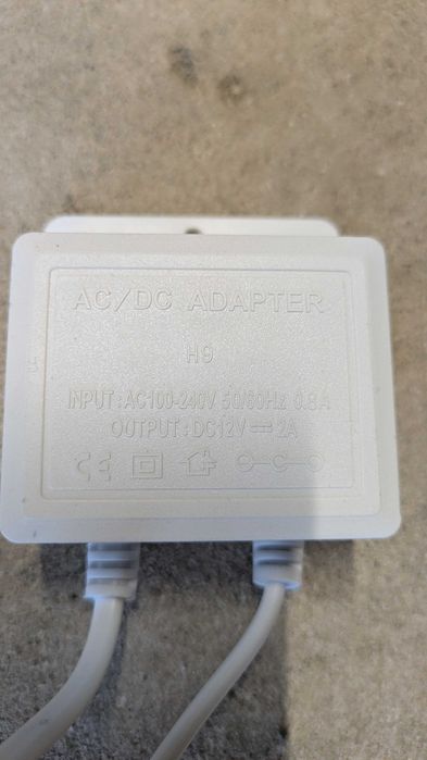 Zasilacz 12V 24W do kamer, pasków led, itp