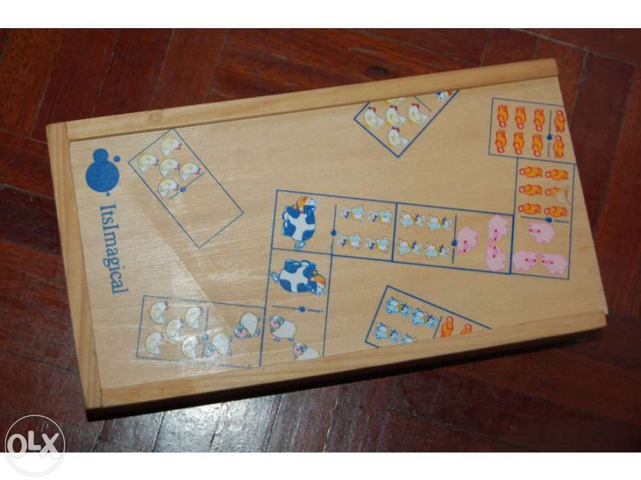 Jogo dominó em madeira marca - its magical