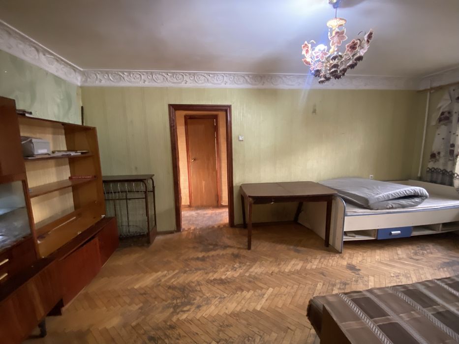 2х комнатная квартира, ул Космонавтов. Торг