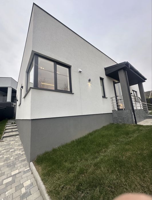 Продаж Американки -топ локація - Червениця