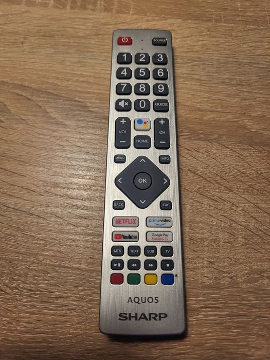 Pilot Sharp do telewizora