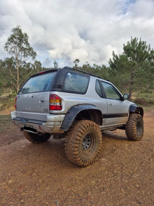 jipe opel frontera B 2.2 com material TT