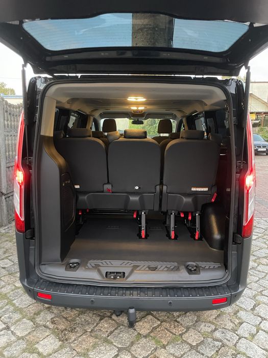 Wypożyczalnia, wynajem busa 8/9 osobowego Ford Transit Custom