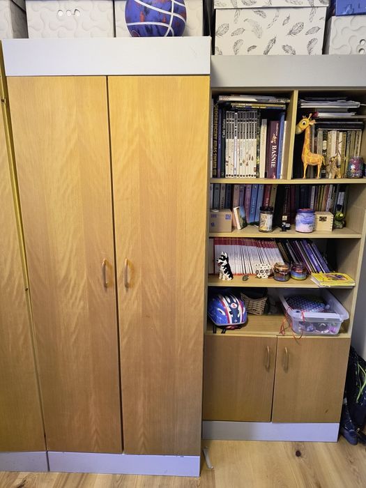 Szafa i regał oddam za darmo