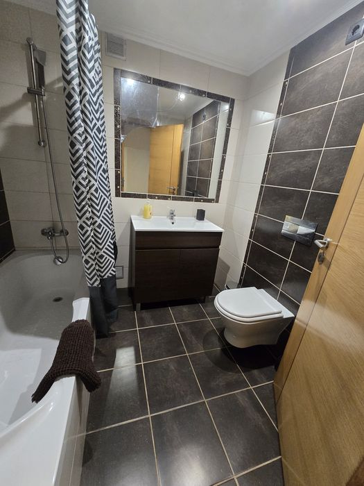 Quarto Estudante Faro c/casa de banho privada