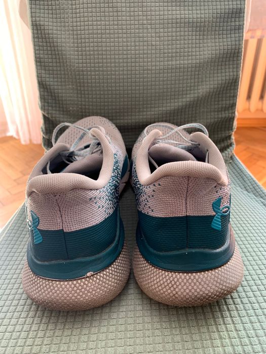 Under armour UA hovr 45r.