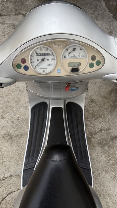 Vespa et4 150    scooter