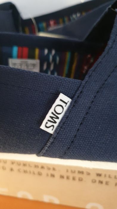 Espadryle męskie nowe Toms Classics rozmiar 42