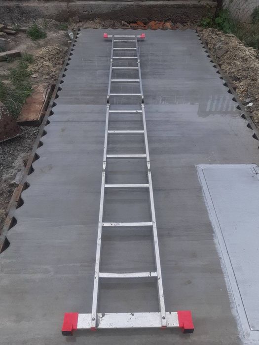 Аренда (прокат) лестницы. Стремянка