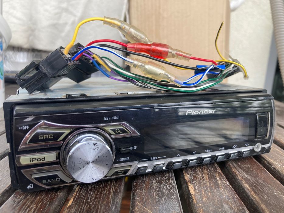 radio samochodowe z CD/usb Pioneer Kenwood JVC itp.
