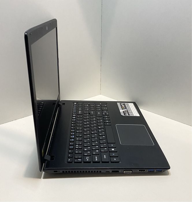 Acer e5-575 15.6” 8/128GB SSD M2 +750GB HDD і3-6100/ як новий/ FullHD