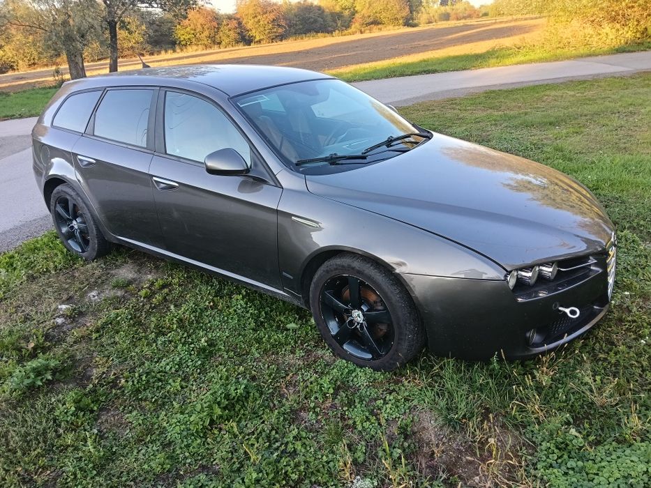 Alfa Romeo 159