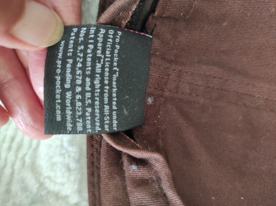 Czapka z daszkiem z  kożuszkiem vintage