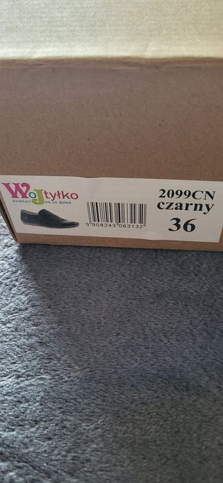 Mokasyny chłopięce , czarne  roz. 36