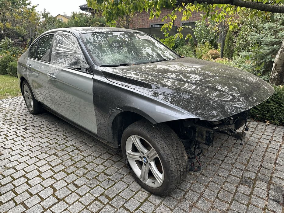 Четверть крыло на БМВ ф30 BMW