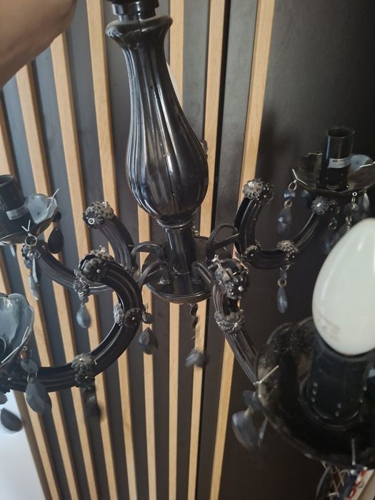 Efektowne lampa sufitowa żyrandol plastikowy 5 ramienny magnolia