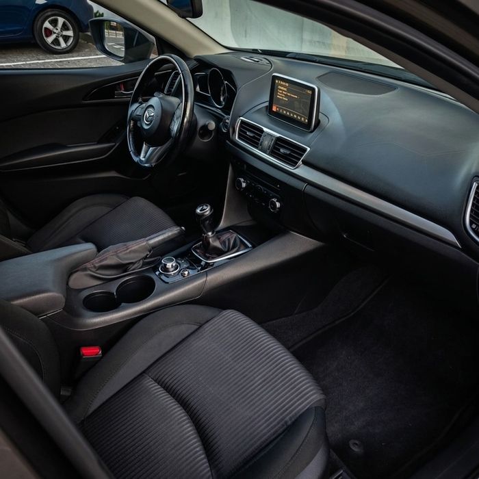 Mazda 3 2.2 150cv
