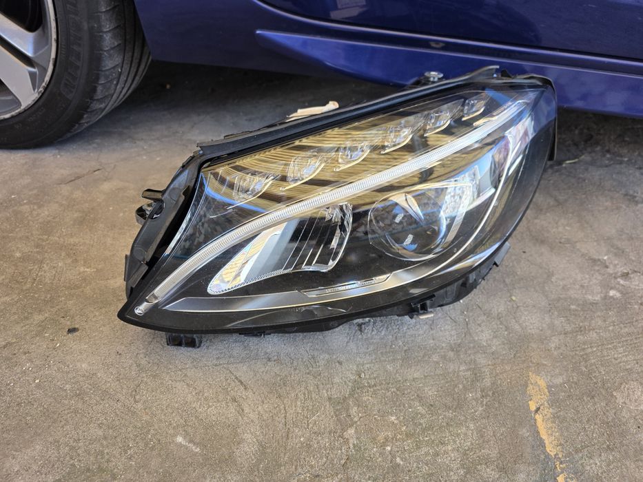 Optica Mercedes w205 lede 2014