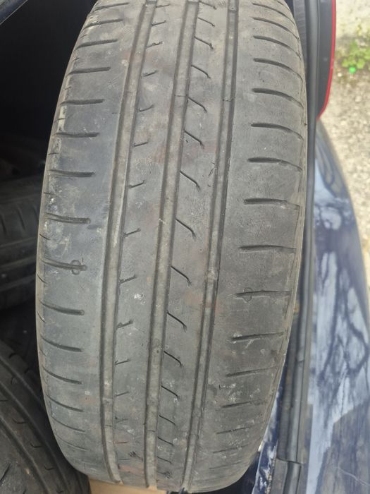 Pneus 185/65r15 em bom estado com jantes 4x108