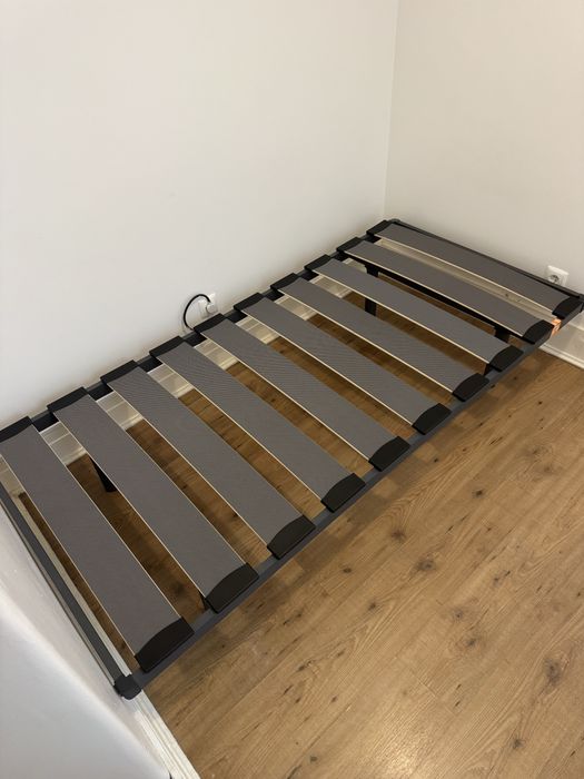 Cama de solteiro, estrado 90x190cm