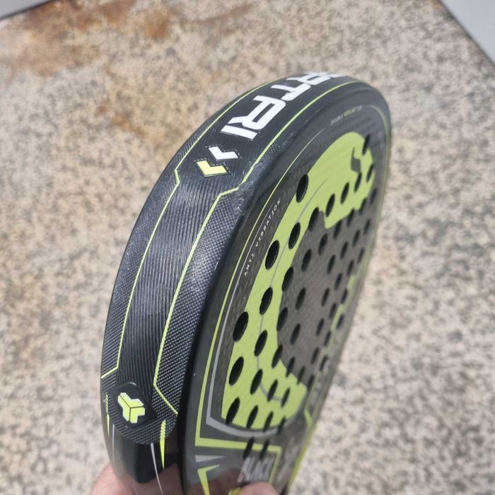 Raquete de padel Vibor-A Black Mamba Liquid em ótimo estado