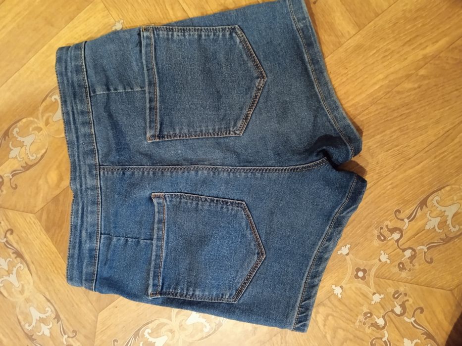 Сині джинсові шорти